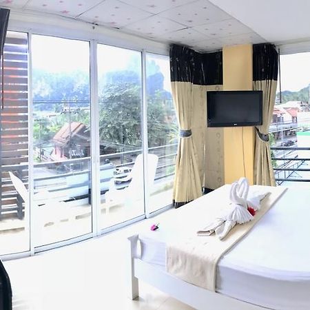 J Apartment Ao Nang Buitenkant foto