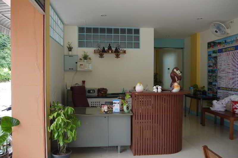 J Apartment Ao Nang Buitenkant foto