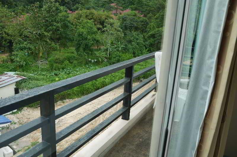 J Apartment Ao Nang Buitenkant foto