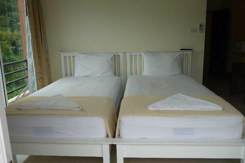 J Apartment Ao Nang Buitenkant foto