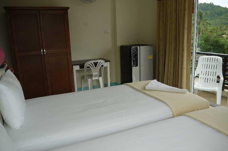 J Apartment Ao Nang Buitenkant foto
