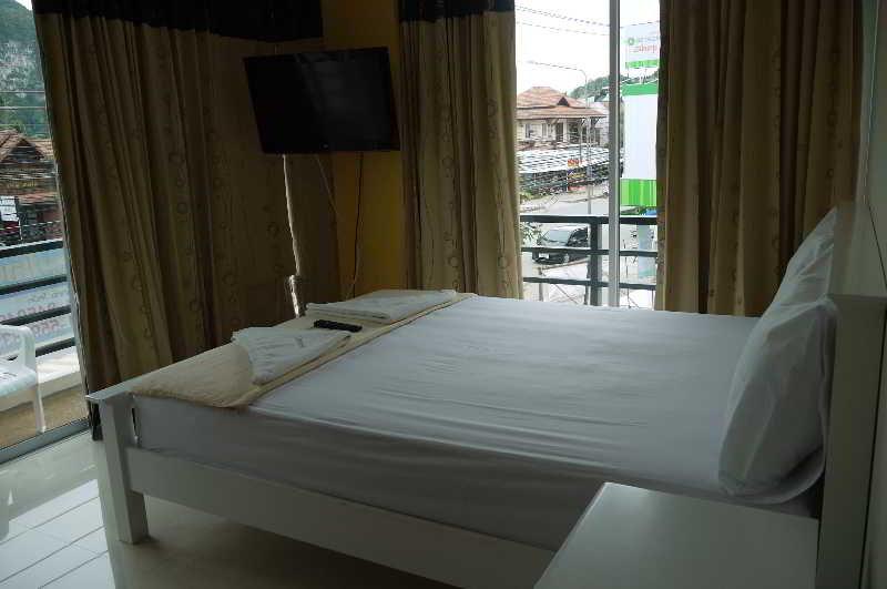 J Apartment Ao Nang Buitenkant foto