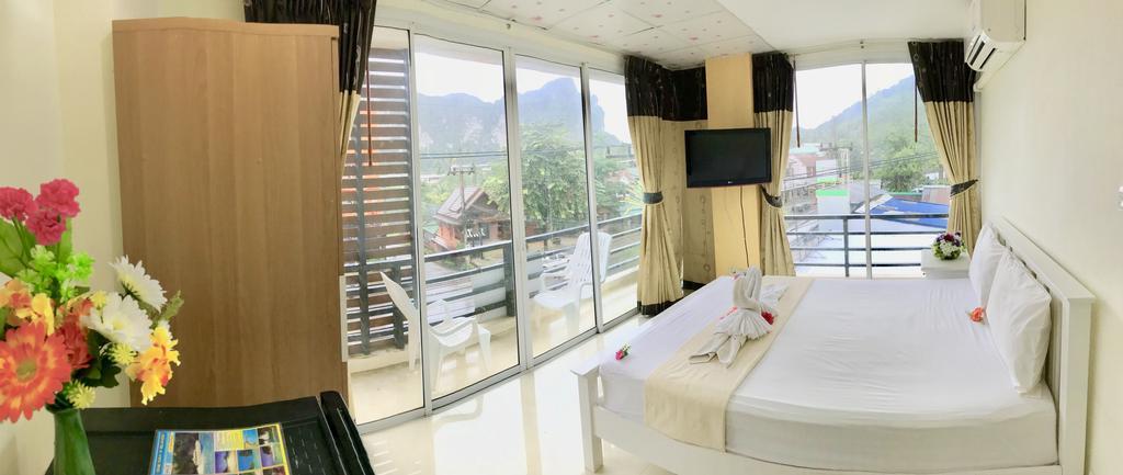 J Apartment Ao Nang Buitenkant foto