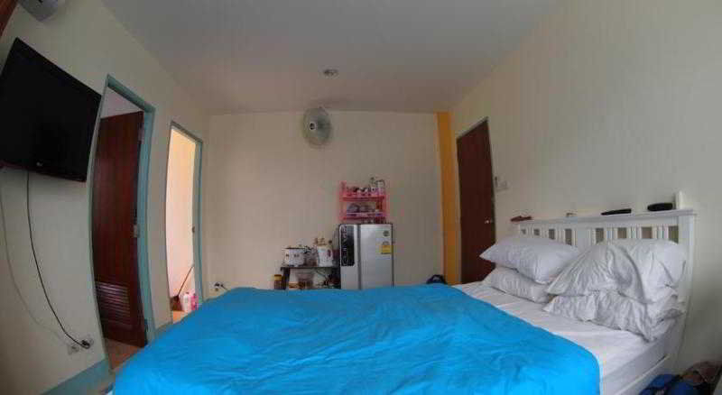 J Apartment Ao Nang Buitenkant foto